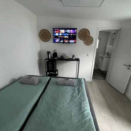 Art House /15 Min. Duesseldorf Messe,airport & 別荘 *
