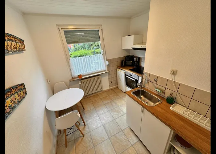 Art House /15 Min. Duesseldorf Messe,airport & Hébergement de vacances *