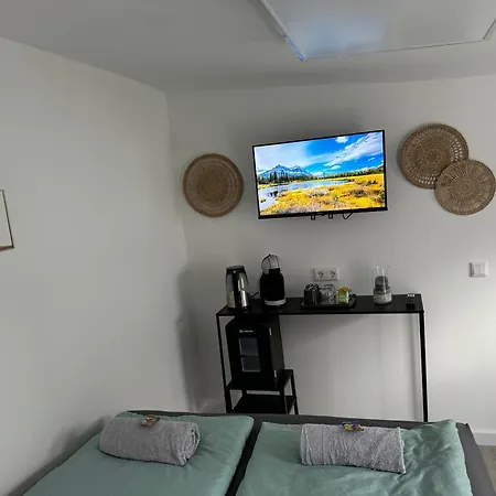 Vakantiehuis Art House /15 Min. Duesseldorf Messe,airport &